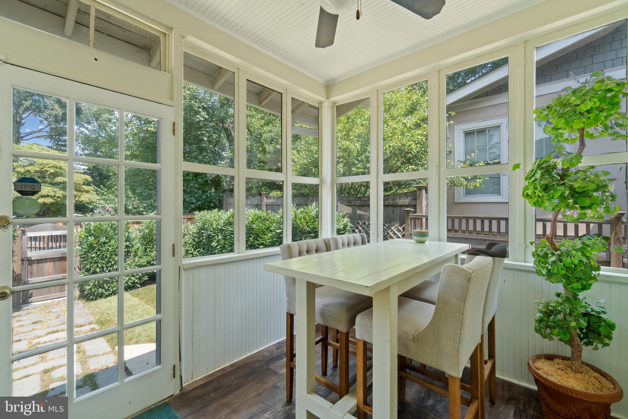 819 Aspen Street Northwest Washington, DC 20012 - Photo 16 of 33 Sunroom