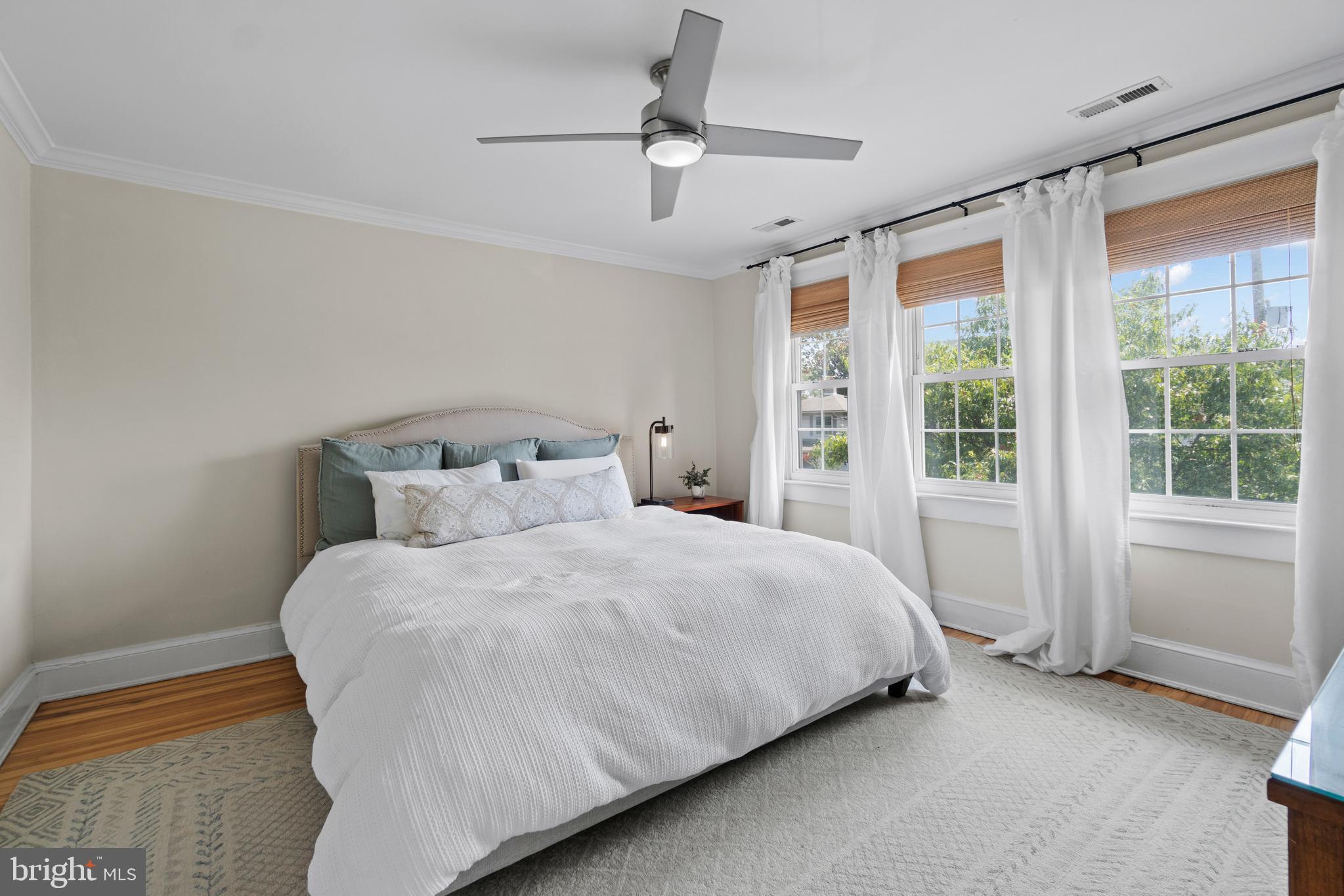 819 Aspen Street Northwest Washington, DC 20012 - Photo 17 of 33 Primary Bedroom