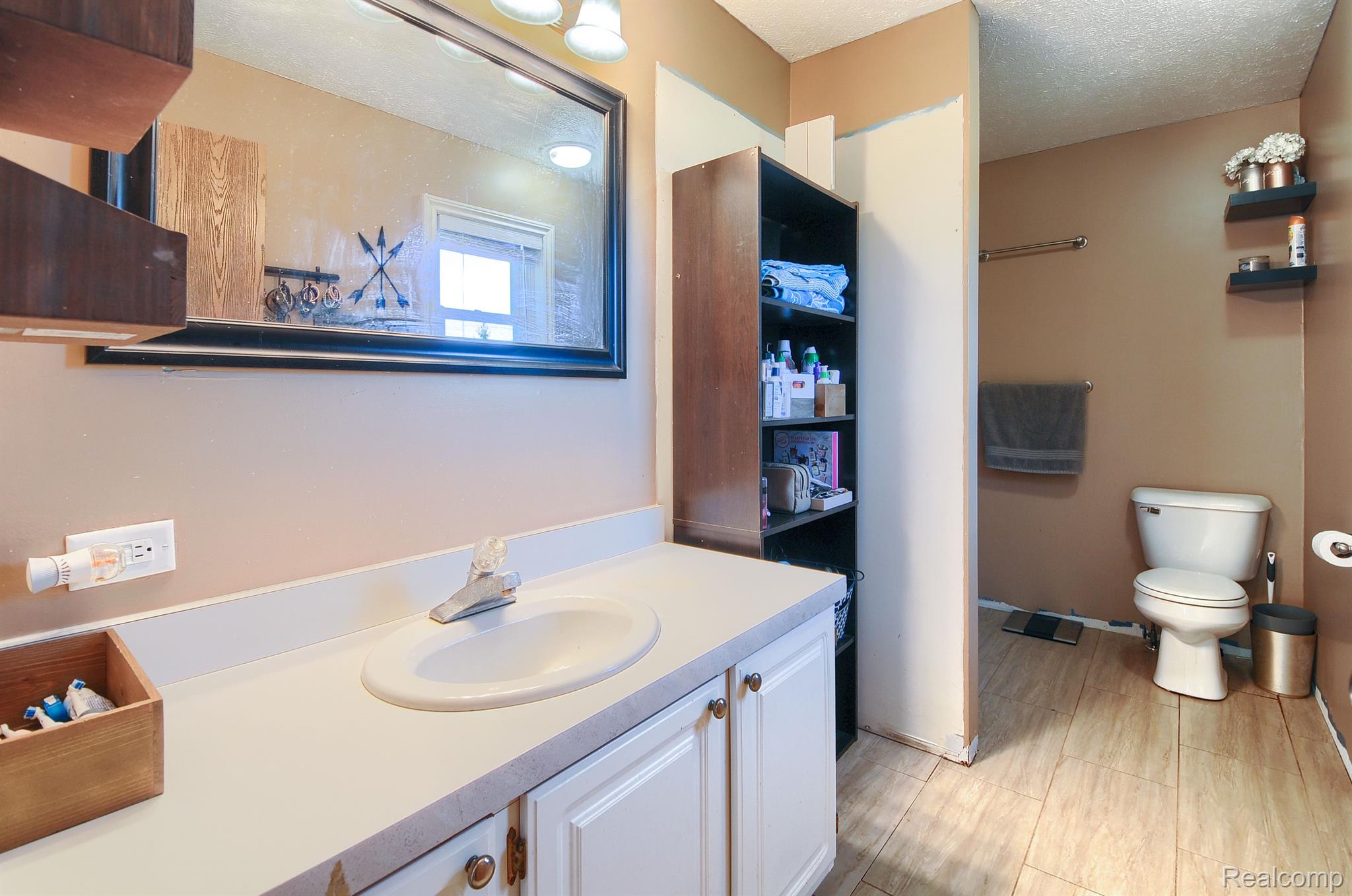 5986 Fish Lake Road North Branch, MI 48461 - Photo 23 of 30 Gallery Image 23