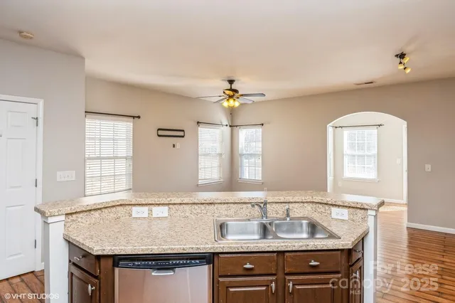 $1,695 | 2327 Crosscut Drive, Charlotte, NC 28214