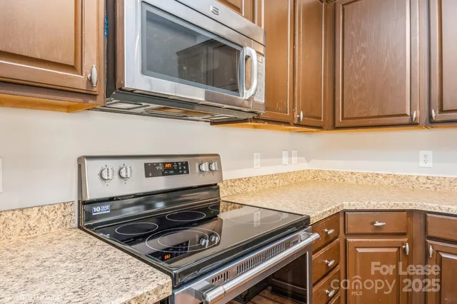 $1,695 | 2327 Crosscut Drive, Charlotte, NC 28214