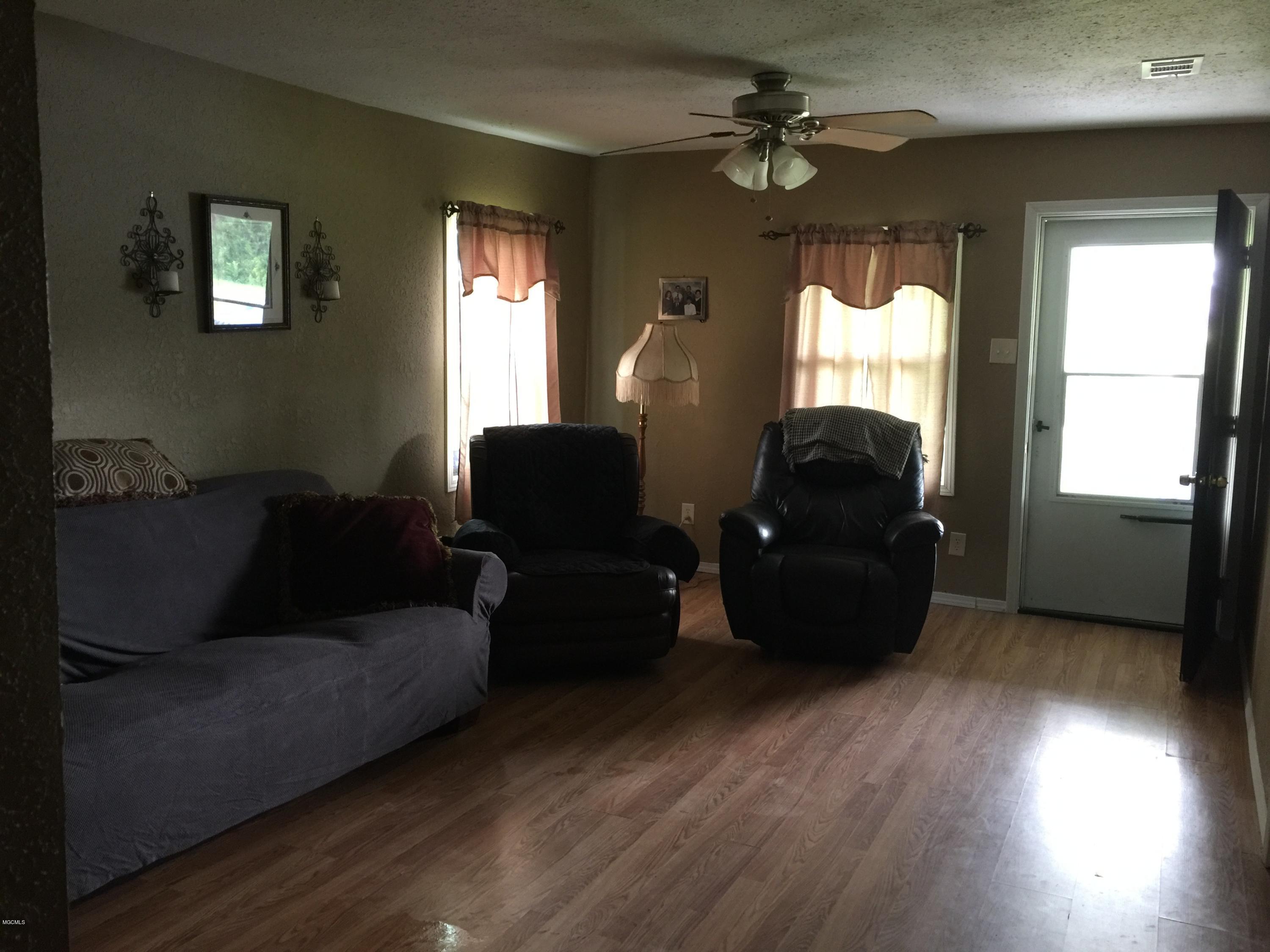 137 Rawls Road Perkinston, MS 39573 - Photo 12 of 26 IMG_1174