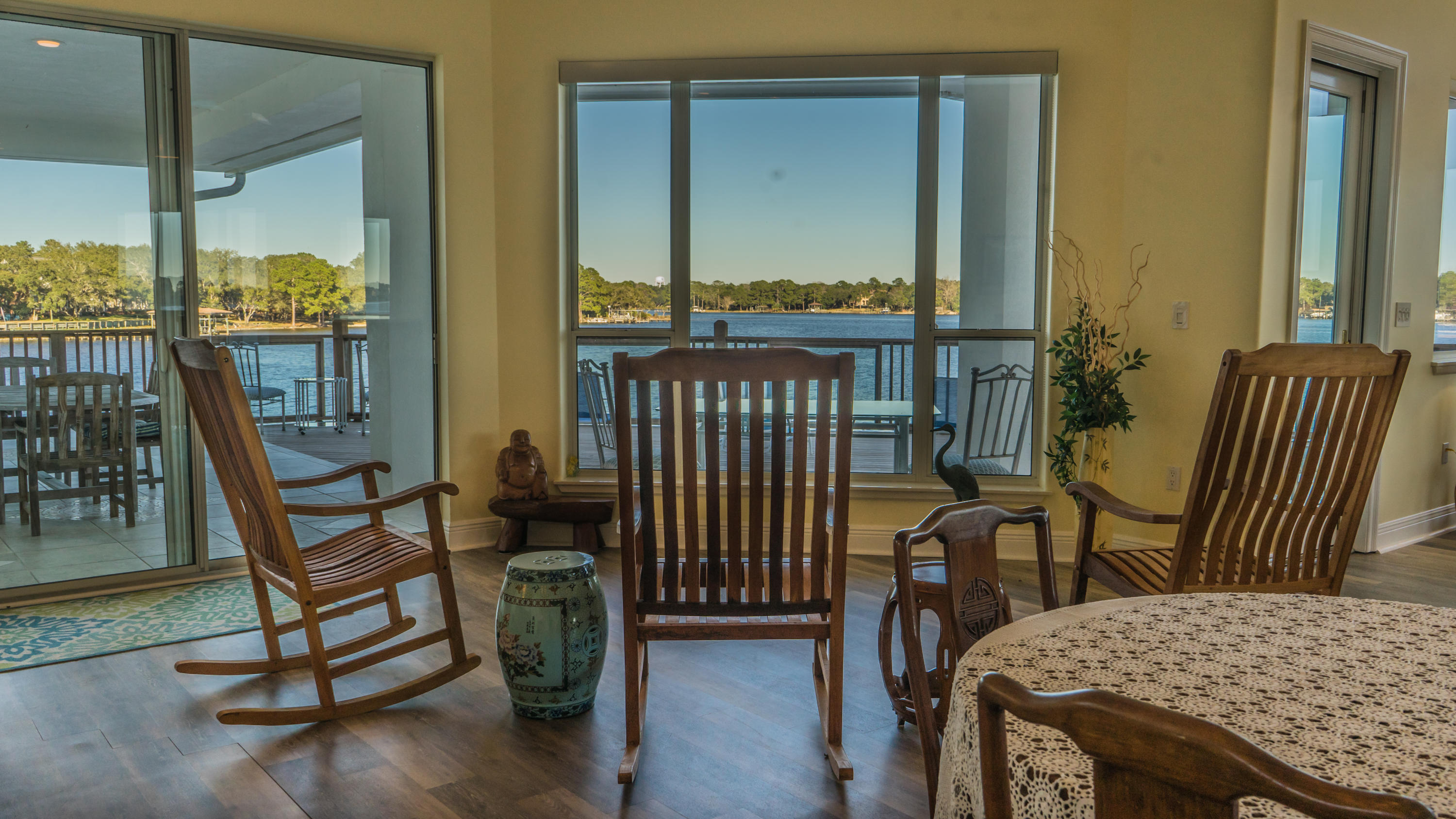 3 Garniers Post Road Fort Walton Beach, FL 32547 - Photo 24 of 40 rocking chairs (1 of 1)