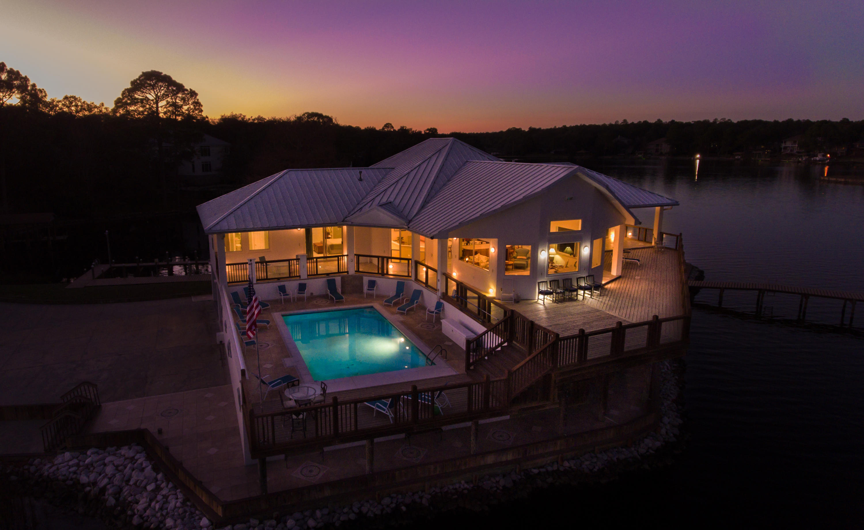 3 Garniers Post Road Fort Walton Beach, FL 32547 - Photo 6 of 40 front twilight (1 of 1)
