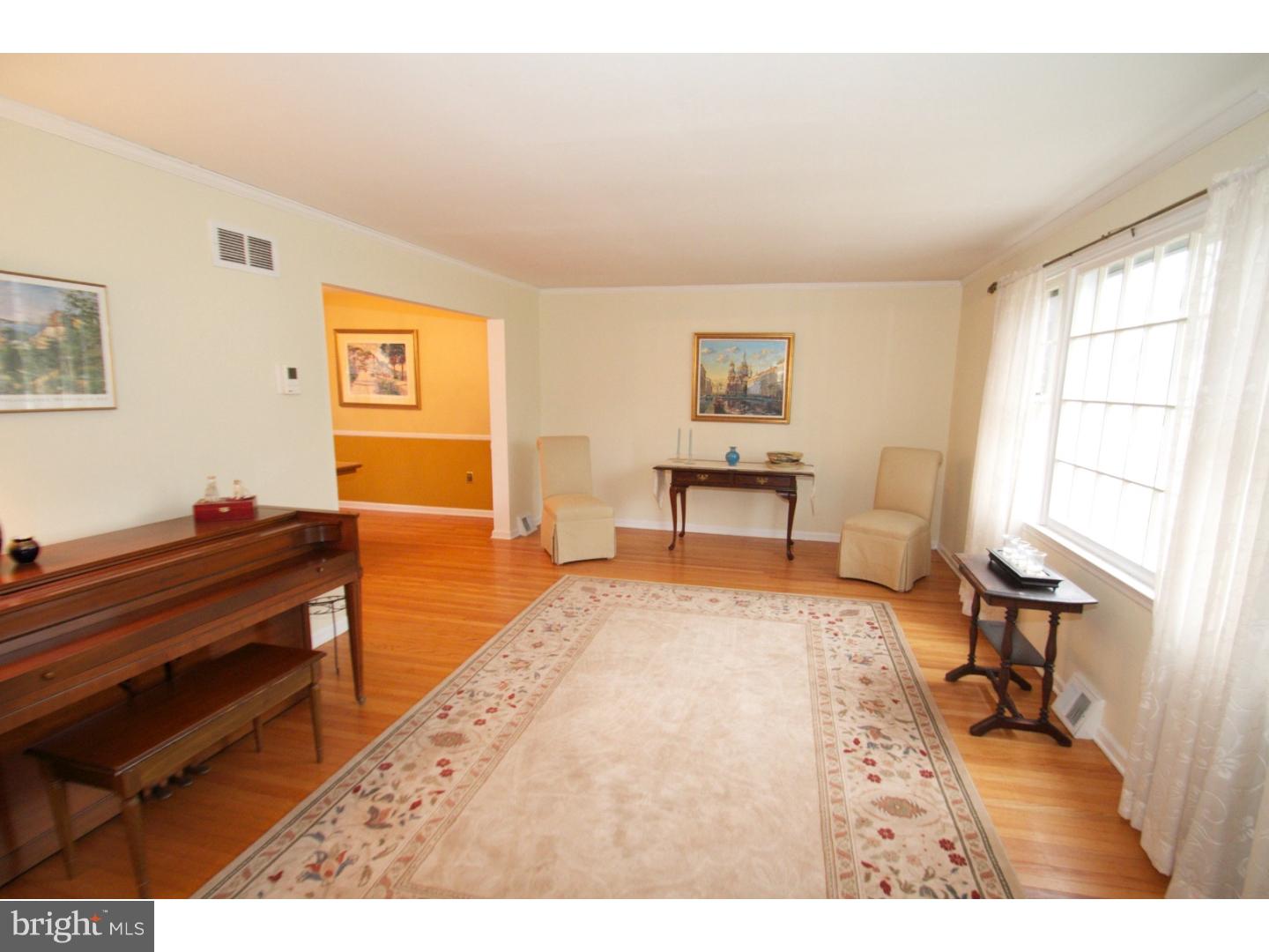 8821 Patton Road Wyndmoor, PA 19038 - Photo 3 of 25 Gallery Image 3