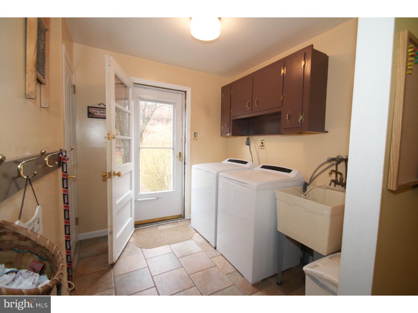 8821 Patton Road Wyndmoor, PA 19038 - Photo 10 of 25 Gallery Image 10