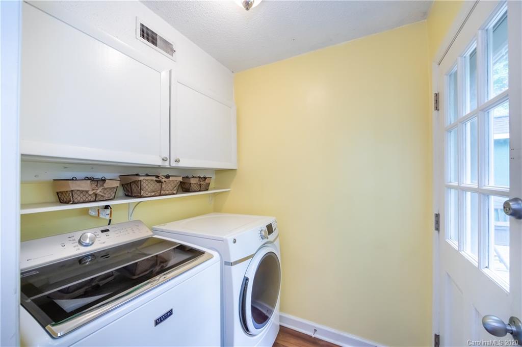 906 Falls Church Road Charlotte, NC 28270 - Photo 16 of 48 Gallery Image 16