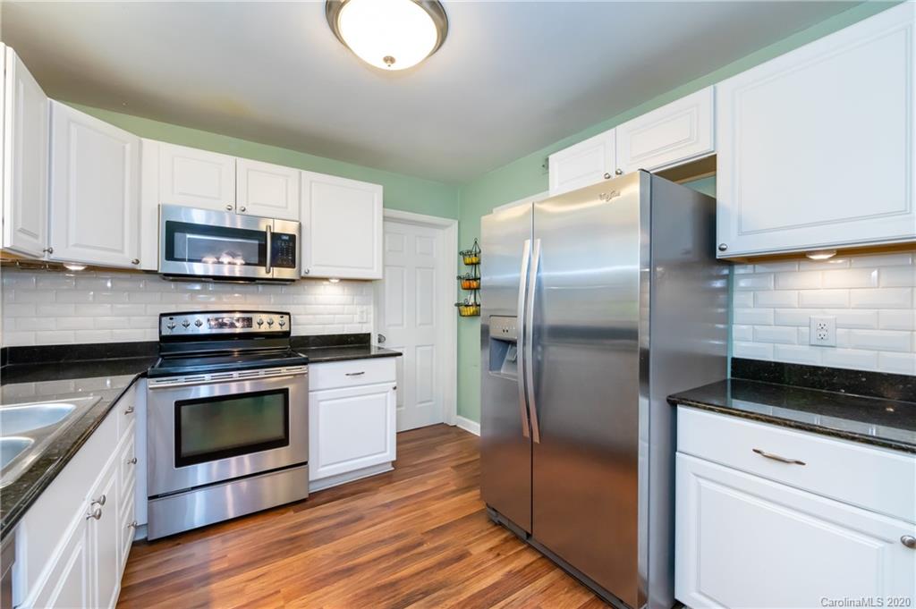 906 Falls Church Road Charlotte, NC 28270 - Photo 19 of 48 Gallery Image 19