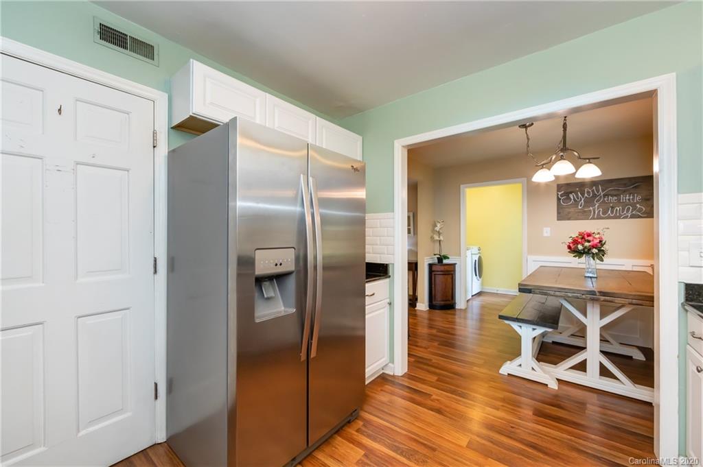 906 Falls Church Road Charlotte, NC 28270 - Photo 20 of 48 Gallery Image 20