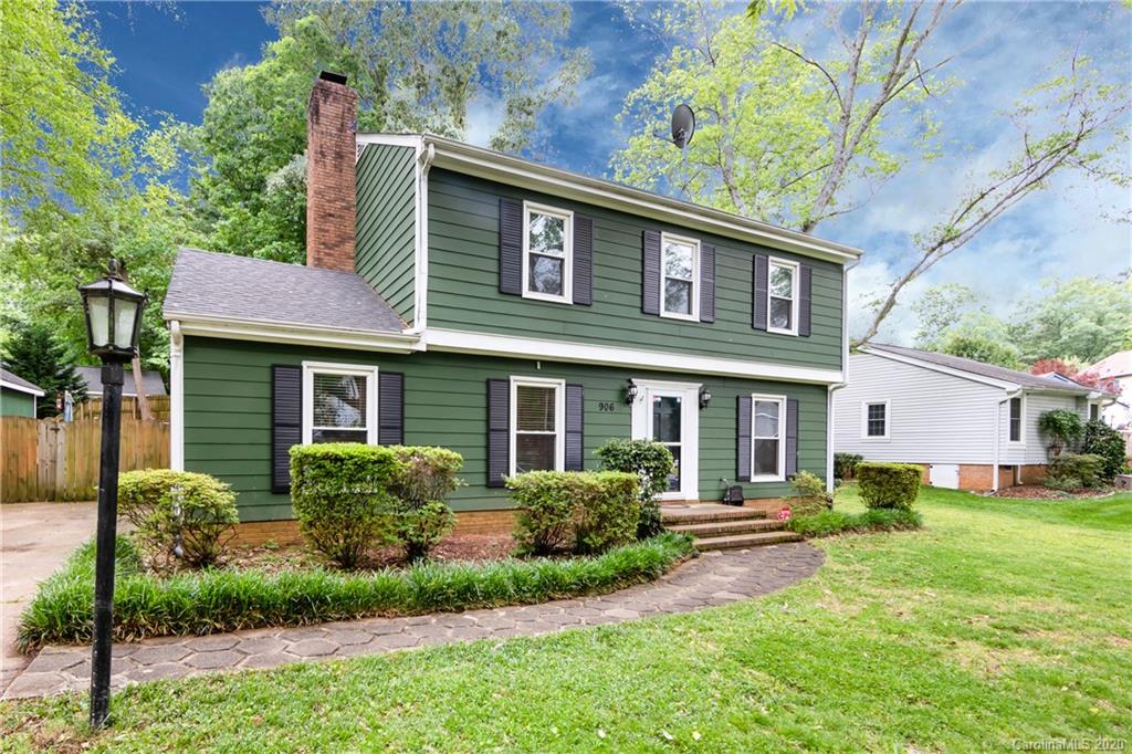 906 Falls Church Road Charlotte, NC 28270 - Photo 3 of 48 Gallery Image 3