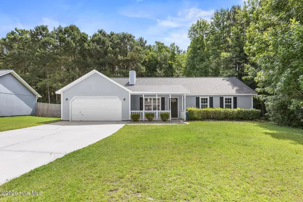 $249,000 | 135 Daphne Drive, Hubert, NC 28539