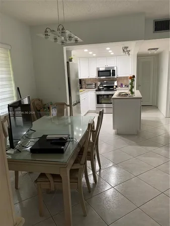 $215,000 | 1501 Arthur Street, Unit 1, Hollywood, FL 33020