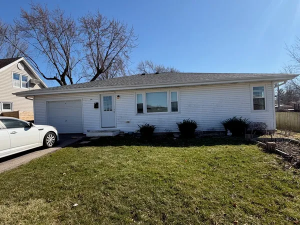$375,000 | 214 Minerva Avenue, Wauconda, IL 60084