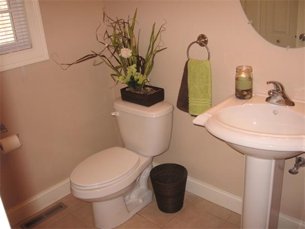 121 Fowler Road Westfield, MA 01085 - Photo 17 of 28 Gallery Image 17