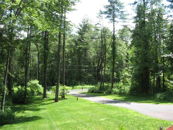 121 Fowler Road Westfield, MA 01085 - Photo 3 of 28 Gallery Image 3
