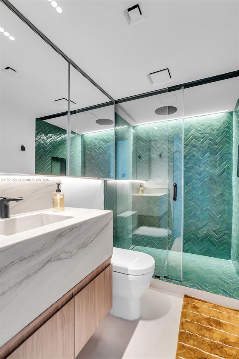 3411 Indian Creek Drive, Unit 1201 Miami Beach, FL 33140 - Photo 40 of 68