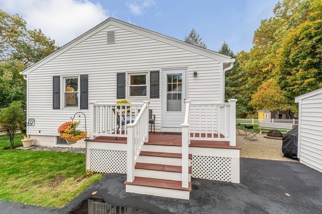26 Strongwater Road Methuen, MA 01844 - Photo 6 of 25 Gallery Image 6