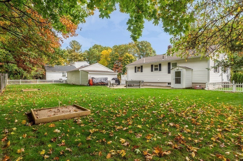 26 Strongwater Road Methuen, MA 01844 - Photo 8 of 25 Gallery Image 8
