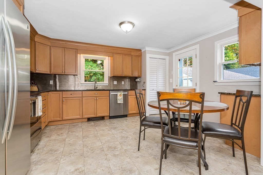 26 Strongwater Road Methuen, MA 01844 - Photo 10 of 25 Gallery Image 10