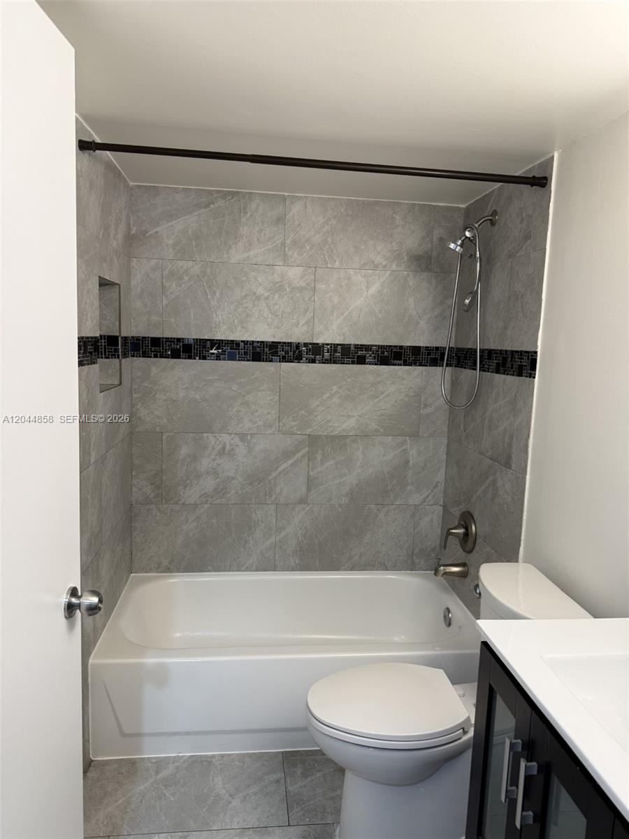 9686 Southwest 138th Avenue, Unit 9686 Miami, FL 33186 - Photo 7 of 20