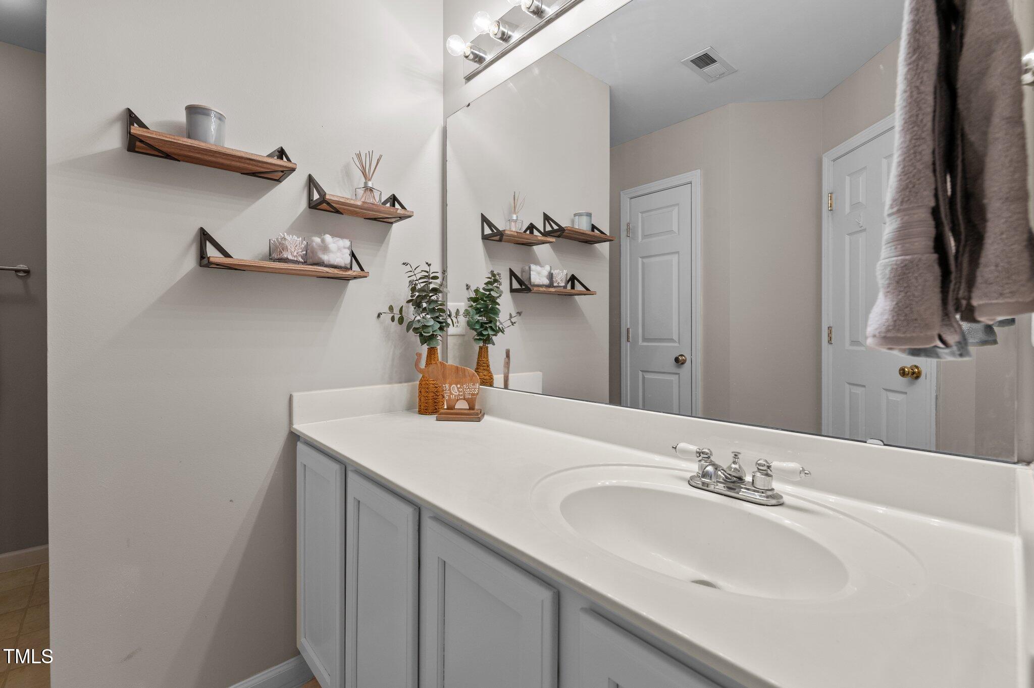 3817 Tyler Bluff Lane Raleigh, NC 27616 - Photo 16 of 34 35-web-or-mls-DSC_1976