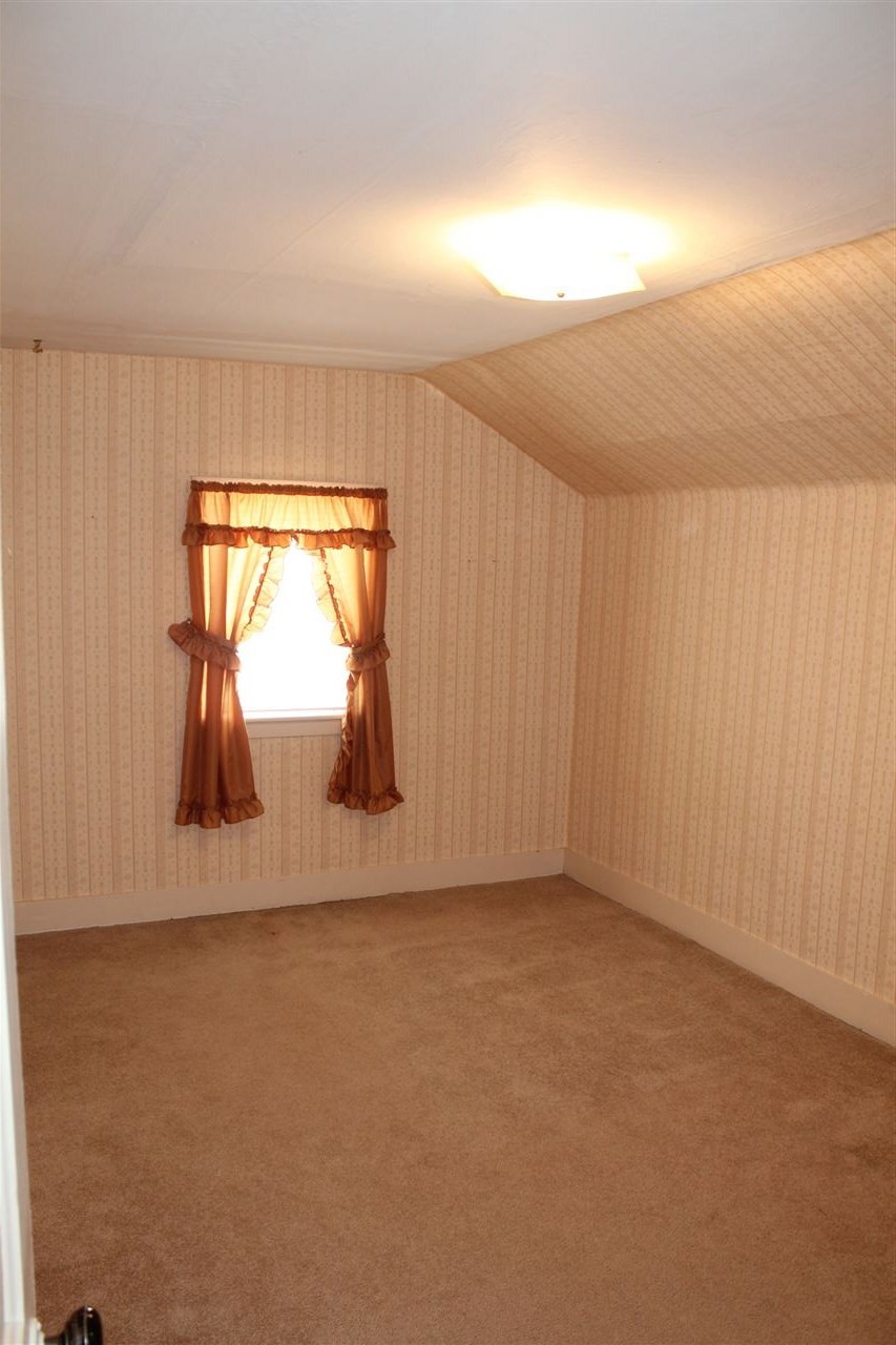 1404 Wooster Road Winona Lake, IN 46590 - Photo 15 of 29 Gallery Image 15