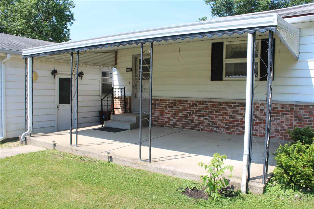 1404 Wooster Road Winona Lake, IN 46590 - Photo 3 of 29 Gallery Image 3