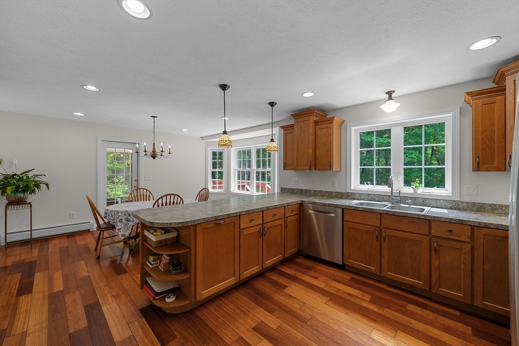 151 Sterling Road Holden, MA 01522 - Photo 9 of 42