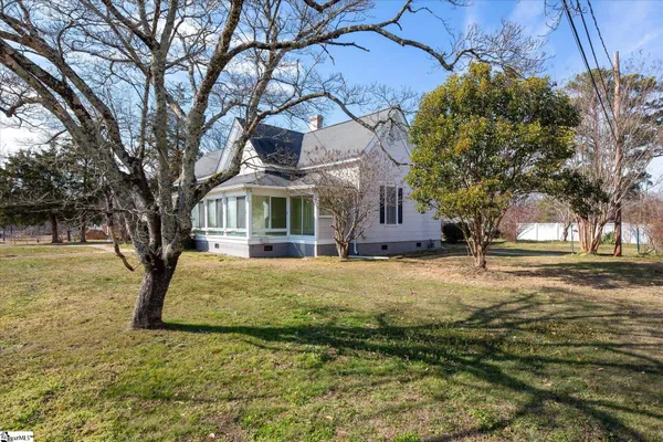 $325,000 | 302 West Hampton Avenue, Honea Path, SC 29654