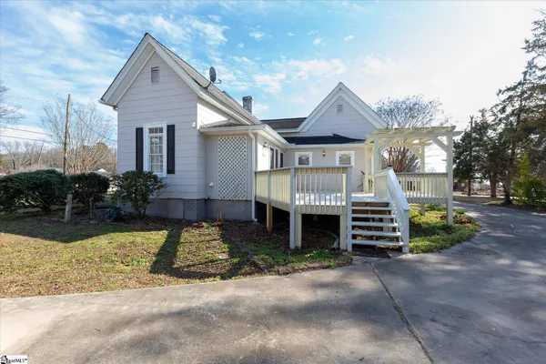 $325,000 | 302 West Hampton Avenue, Honea Path, SC 29654