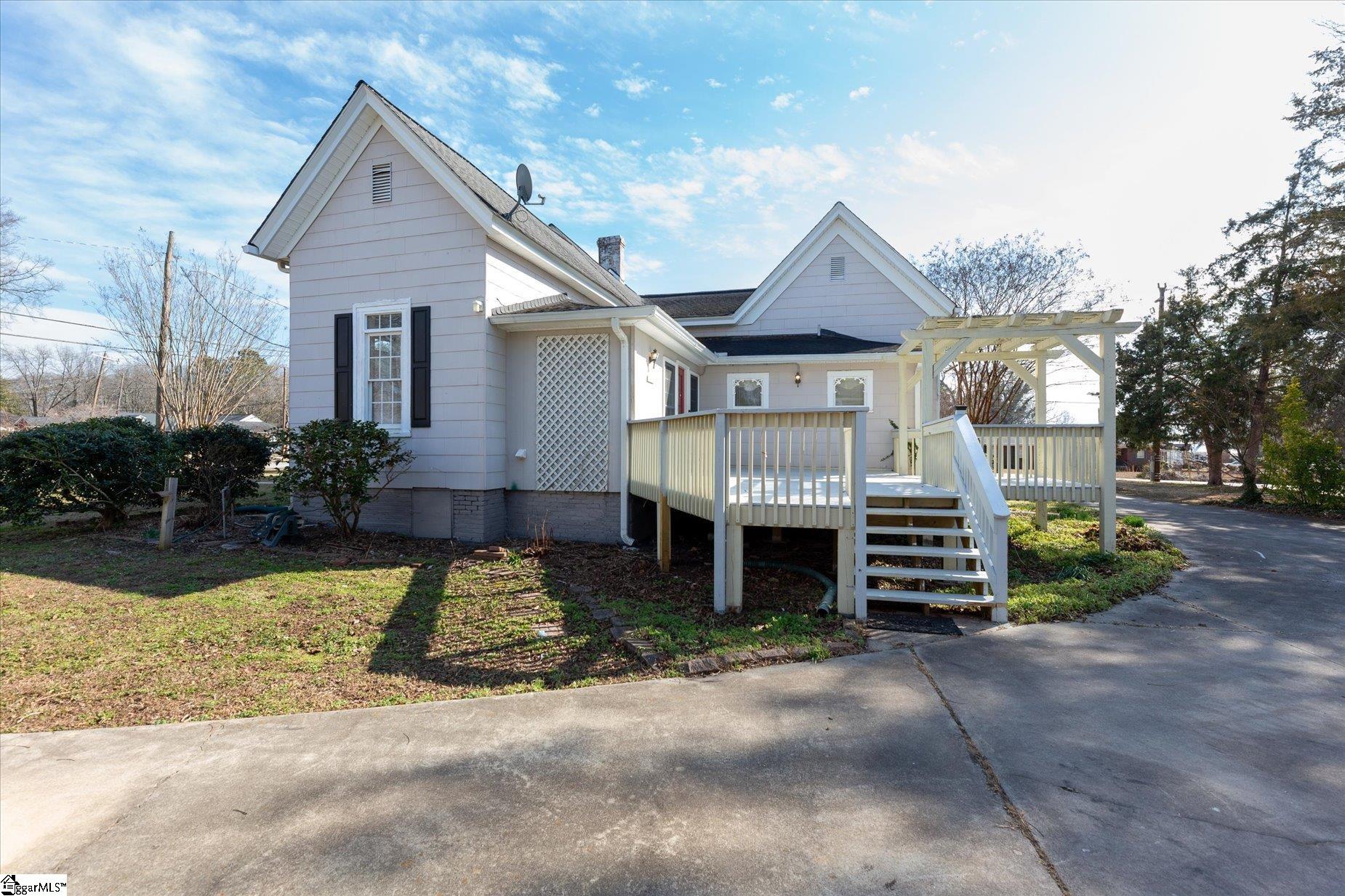 302 West Hampton Avenue Honea Path, SC 29654 - Photo 40 of 44