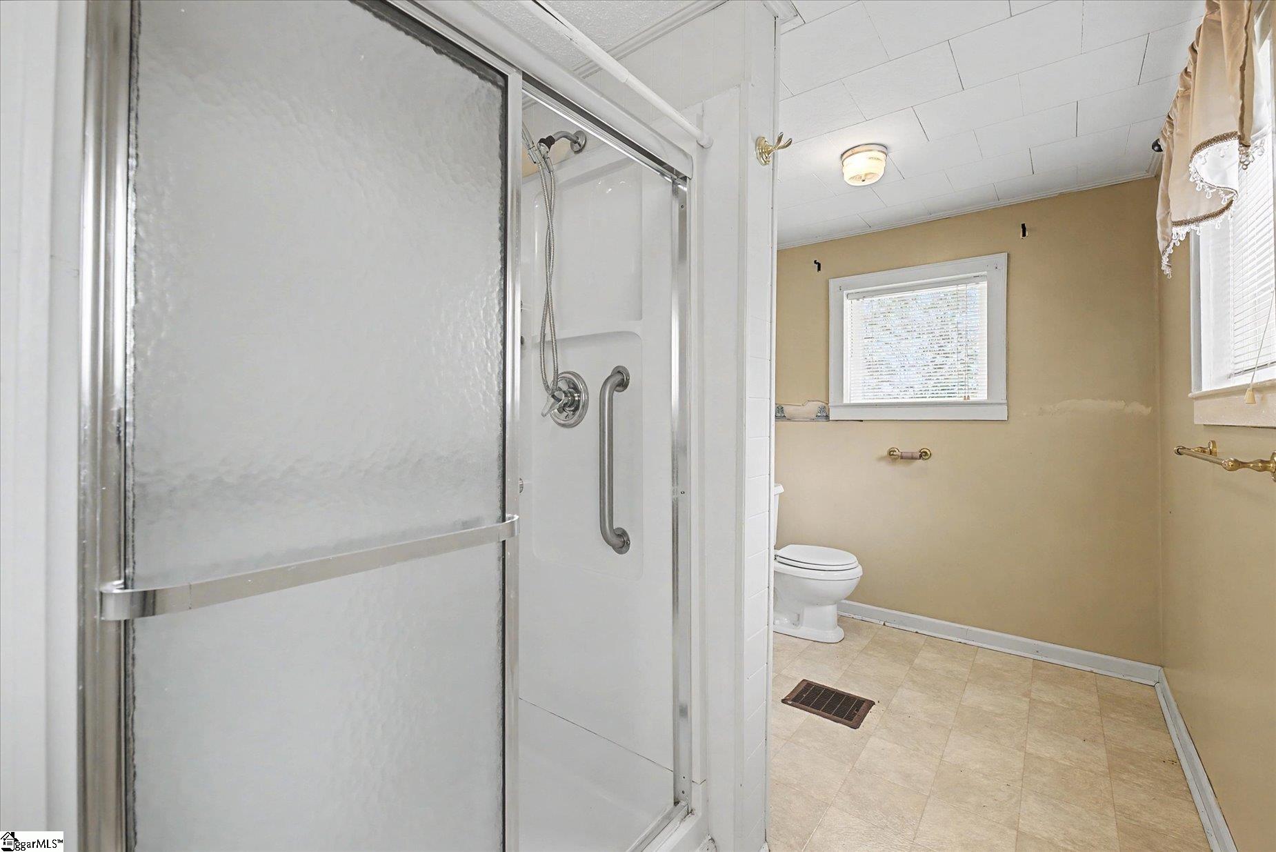 302 West Hampton Avenue Honea Path, SC 29654 - Photo 40 of 44