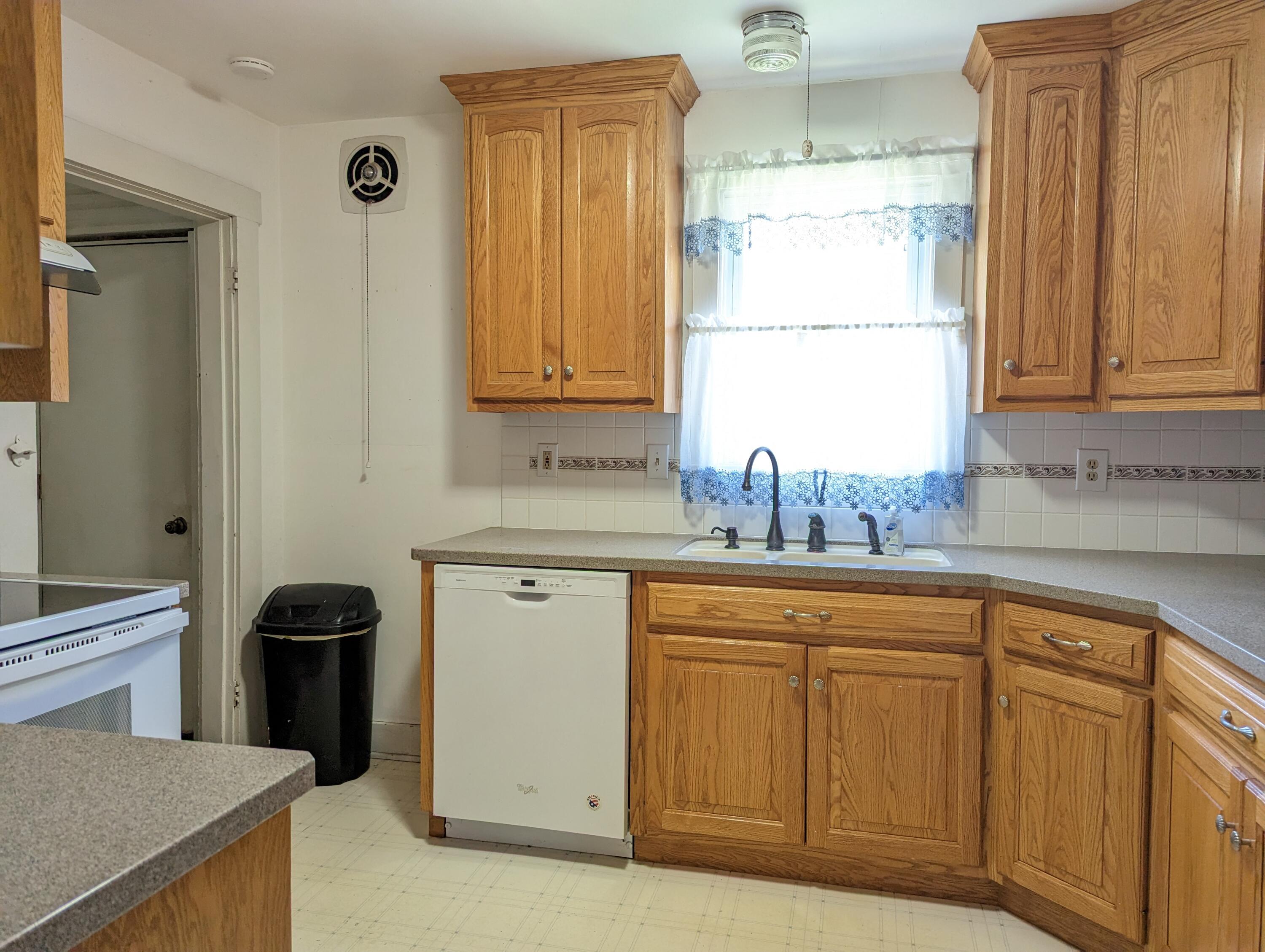 201 Seever Street Springfield, OH 45506 - Photo 12 of 15 Gallery Image 12