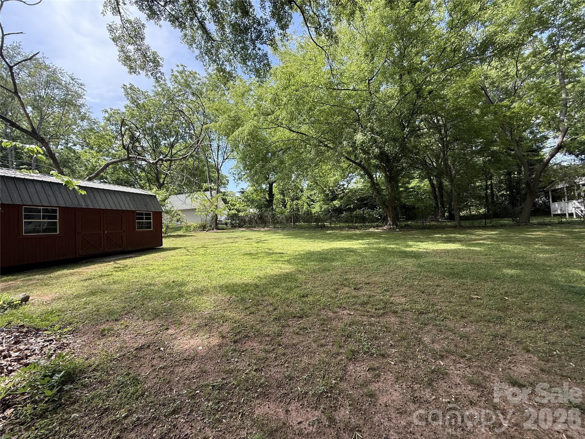 201 Smith Street Clover, SC 29710 - Photo 26 of 34