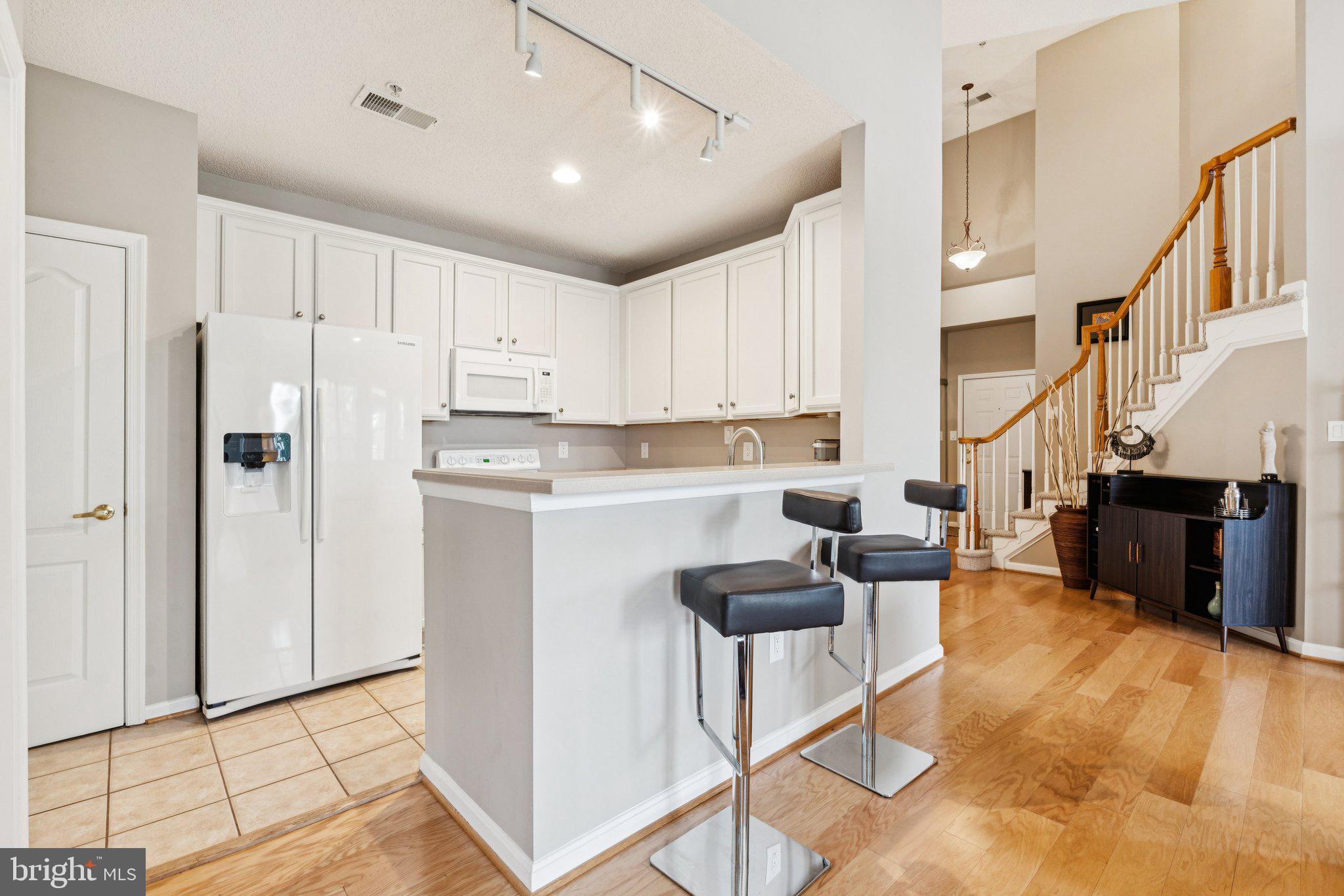 12165 Abington Hall Place, Unit 302 Reston, VA 20190 - Photo 8 of 38