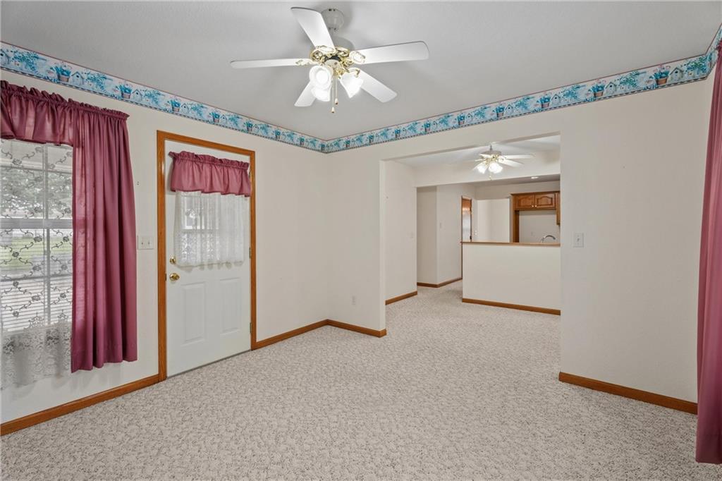 1006 South Ridgeway Street Caney, KS 67333 - Photo 11 of 29