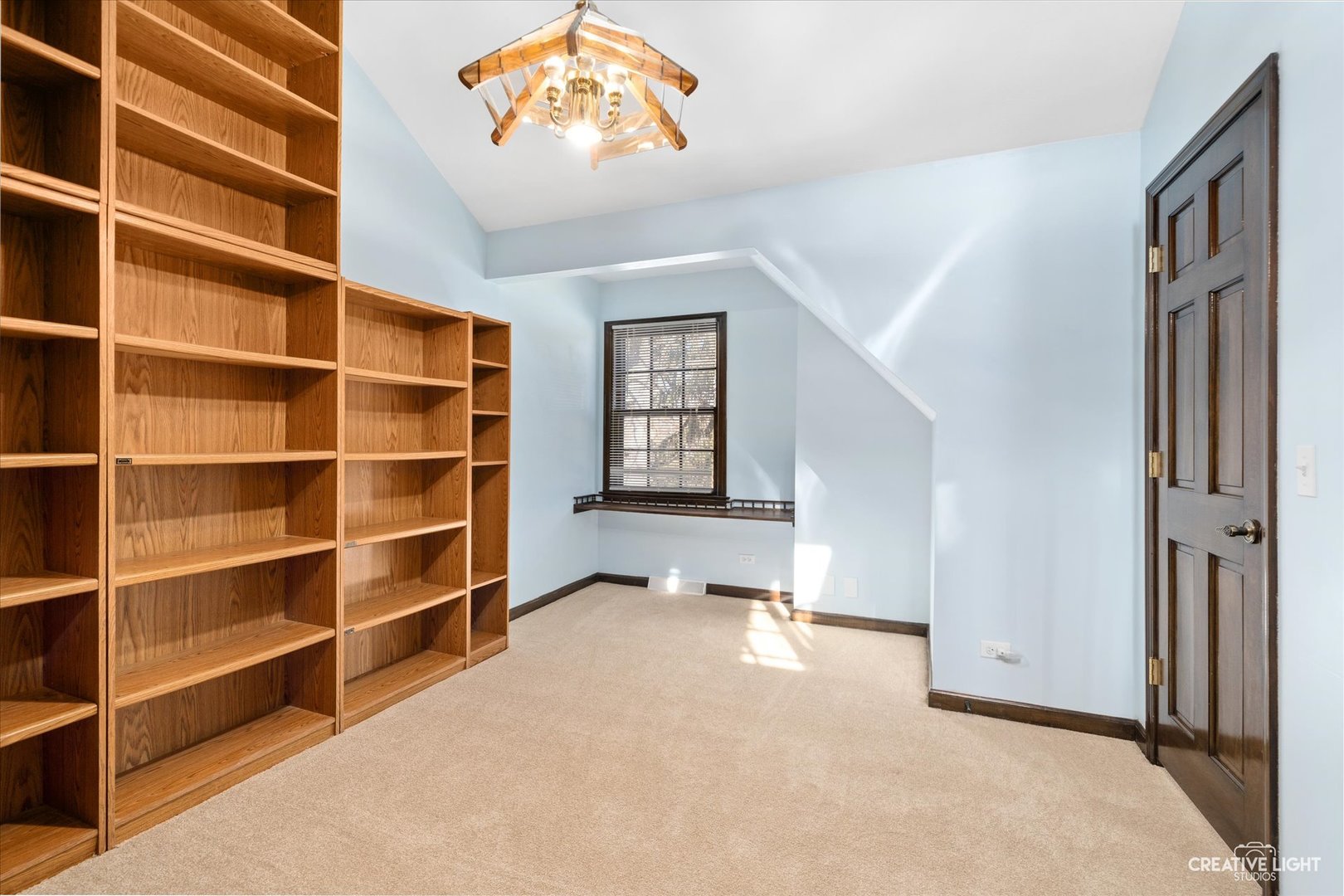 43W501 Scott Road Sugar Grove, IL 60554 - Photo 15 of 42 a view of an empty room with a window and closet