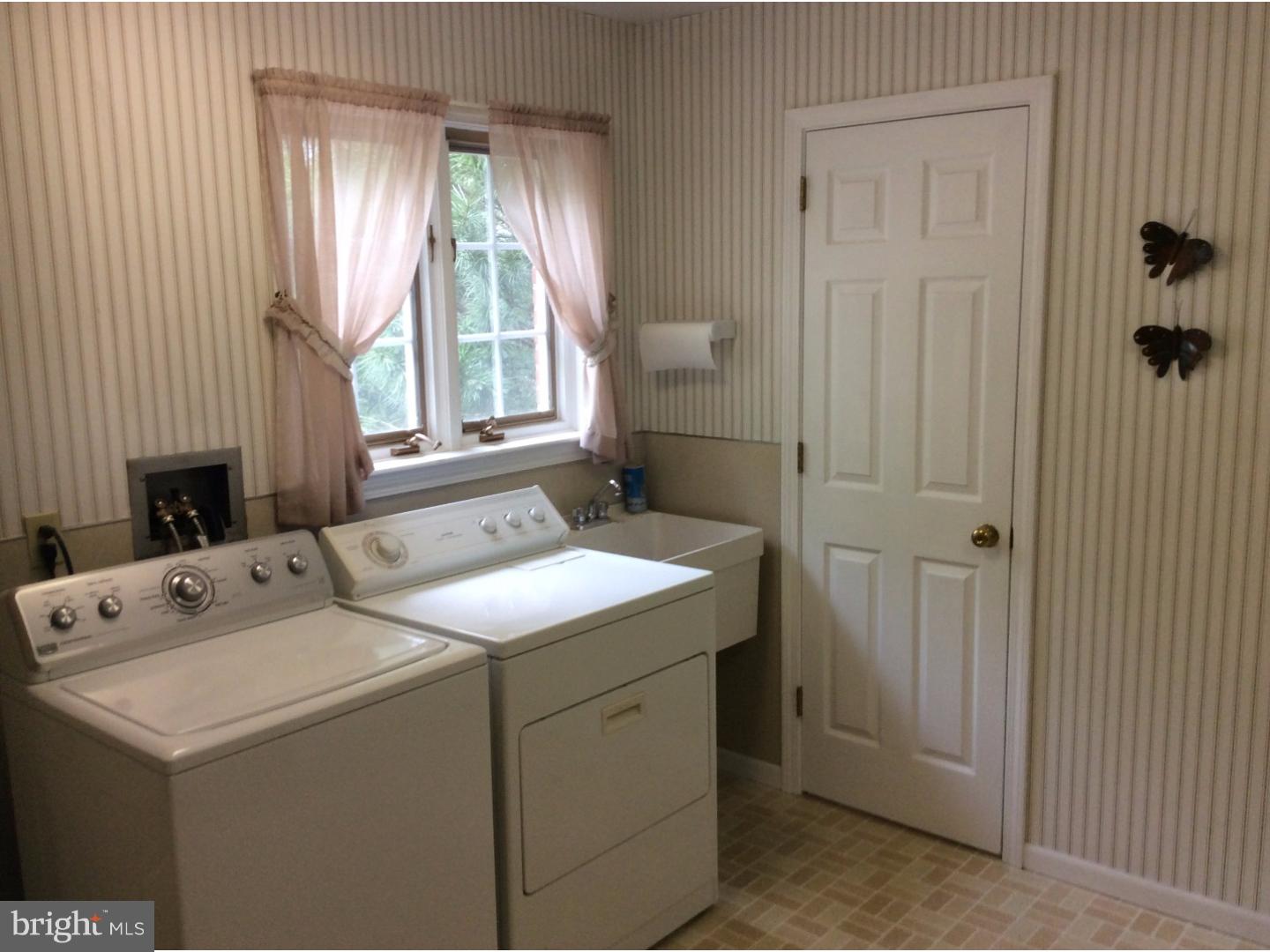 3140 Elm Road Reading, PA 19605 - Photo 17 of 25 Gallery Image 17