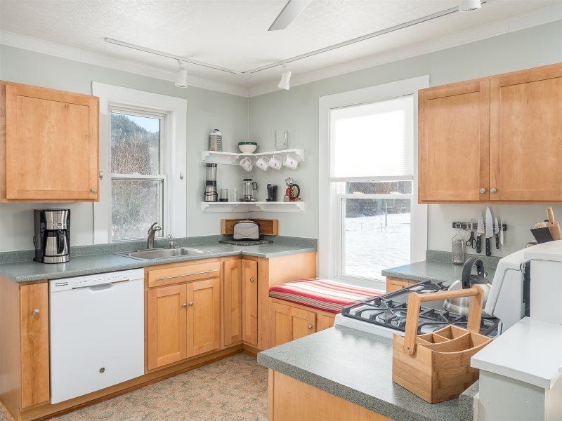 335 Sunday River Road Newry, ME 04261 - Photo 5 of 20 6