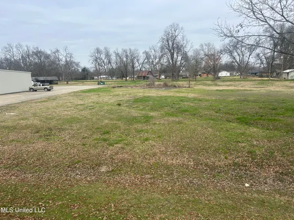 $225,000 | 84 West D&e Highway, Vidalia, LA 71373