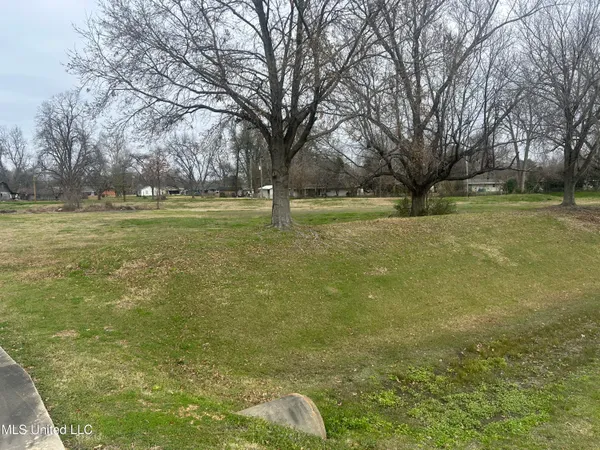 $225,000 | 84 West D&e Highway, Vidalia, LA 71373