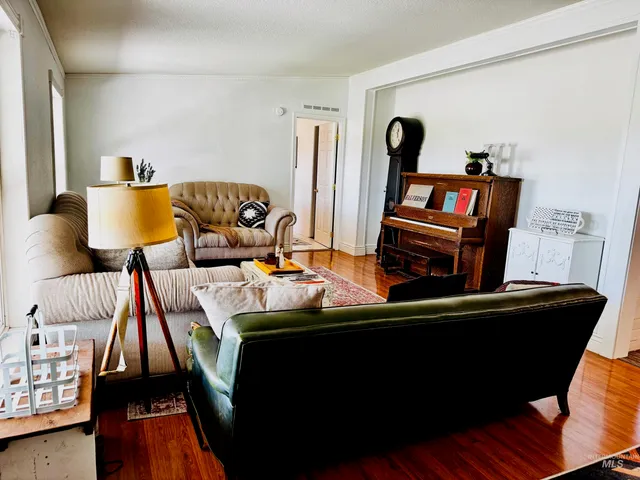 $475,000 | 275 North Meridian, Rupert, ID 83350