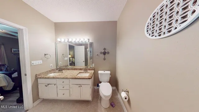 $230,000 | 9461 Op La Way, Diamondhead, MS 39525