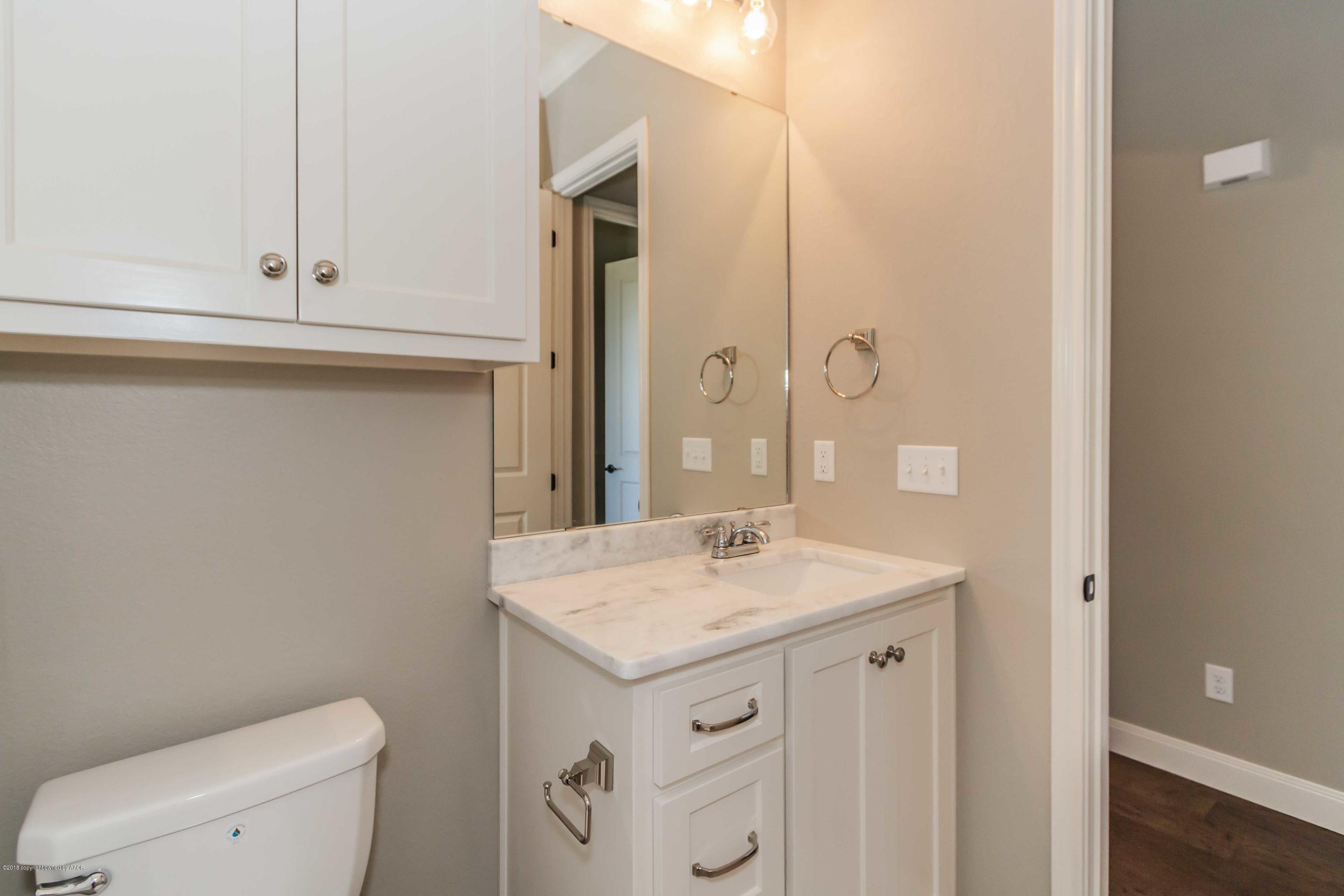 6303 Foley Square Street Amarillo, TX 79119 - Photo 37 of 51 BATHROOM 2 VIEW 2