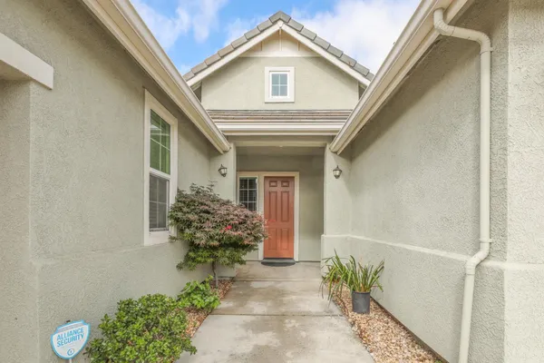 $715,000 | 9948 Penela Way, Elk Grove, CA 95757