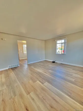 $1,300 | 7090 West 16th Place, Lakewood, CO 80214