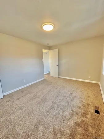 $1,300 | 7090 West 16th Place, Lakewood, CO 80214