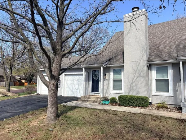 $235,000 | 12650 West 108th Street, Overland Park, KS 66210