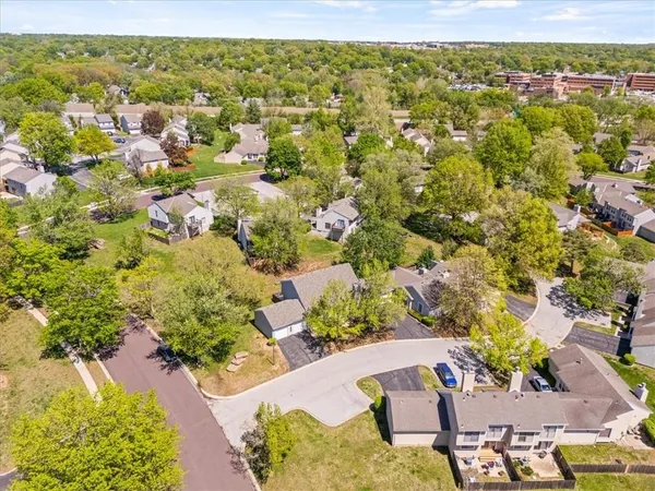 $235,000 | 12650 West 108th Street, Overland Park, KS 66210