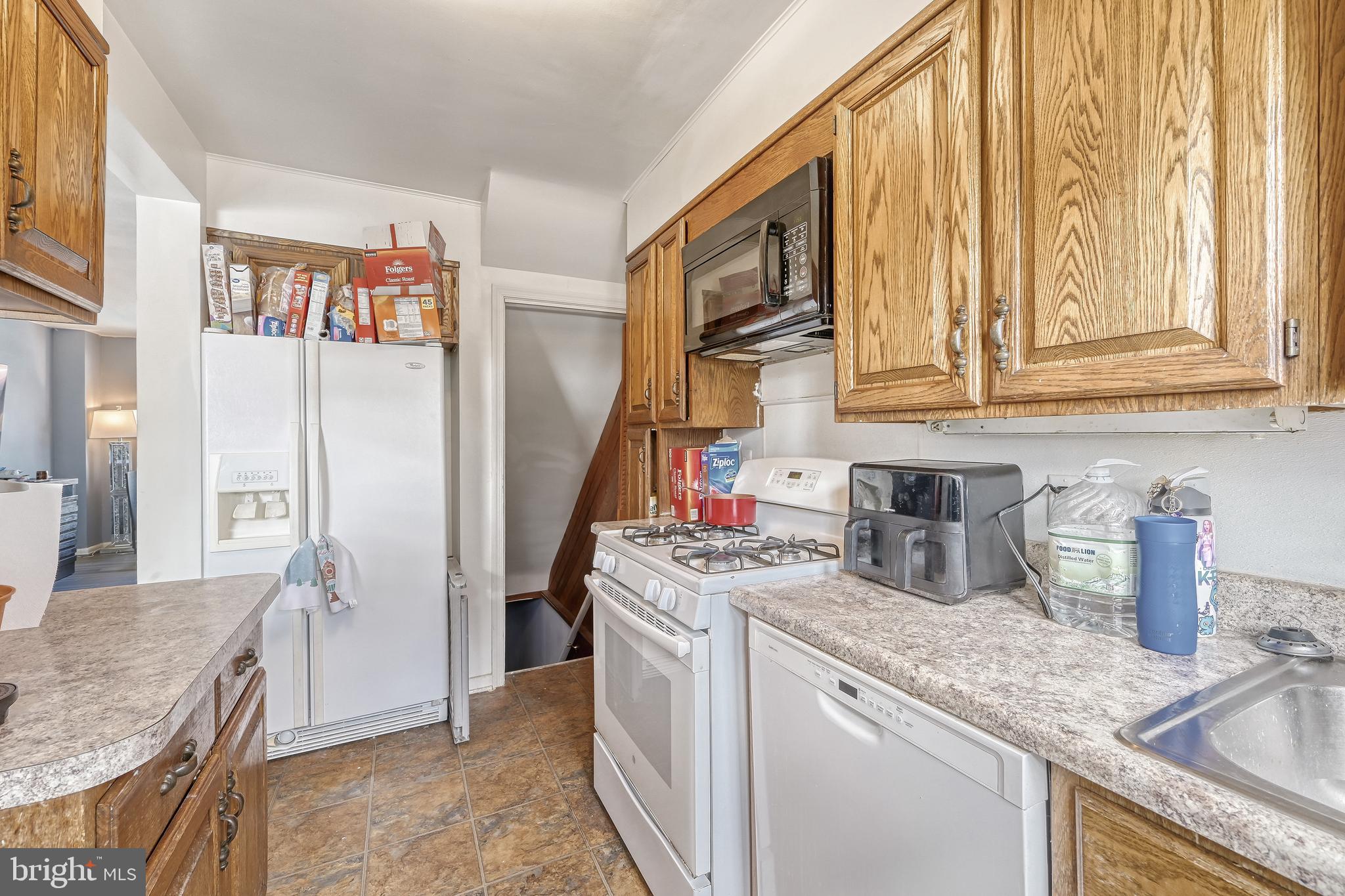 2218 Southorn Road Baltimore, MD 21220 - Photo 8 of 18 Gallery Image 8